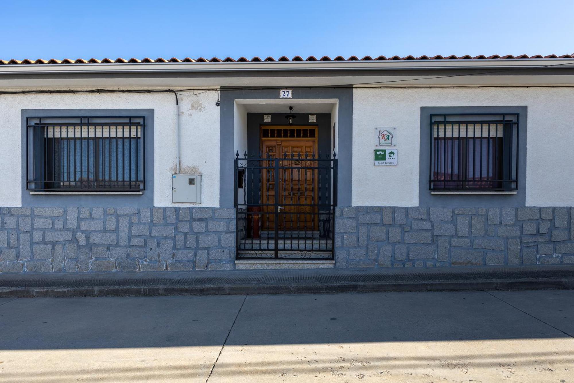 Mascaraque Casa Rural Kalfonso מראה חיצוני תמונה